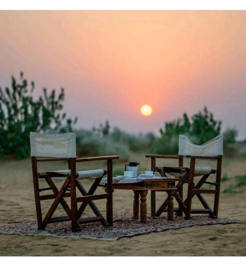 Golden Sandstone Hotel Desert Safari Camp Джайсалмер Экстерьер фото
