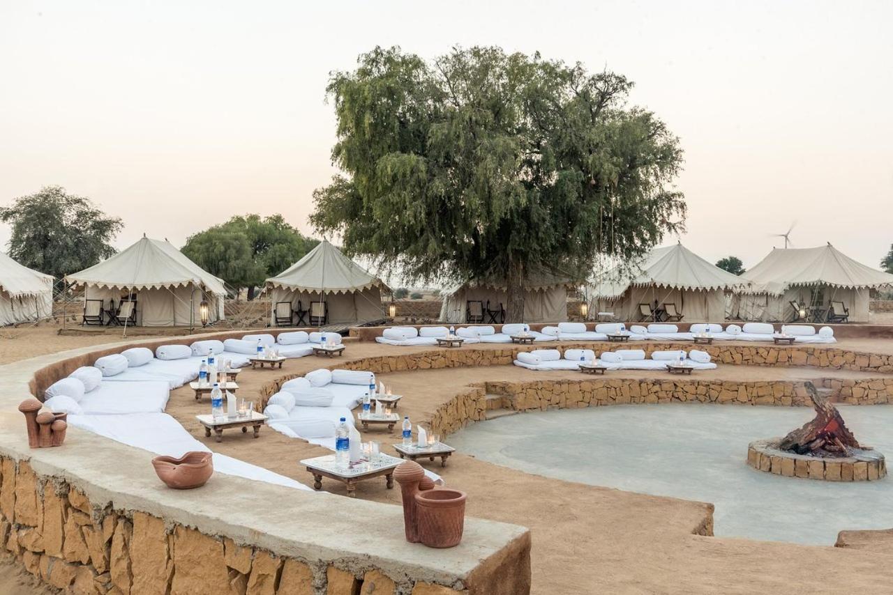 Golden Sandstone Hotel Desert Safari Camp Джайсалмер Экстерьер фото