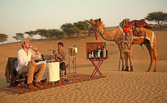 Golden Sandstone Hotel Desert Safari Camp Джайсалмер Экстерьер фото